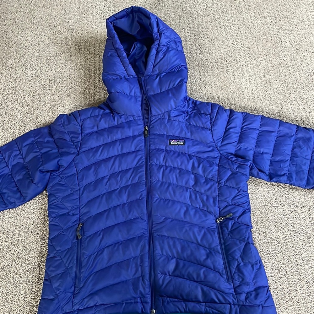 Patagonia women's down sweater size medium